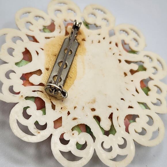 Celluloid Filigree Brooch w Pink Sea Shell Roses c. 1930s over 2" Spring Flowers - Picture 4 of 8